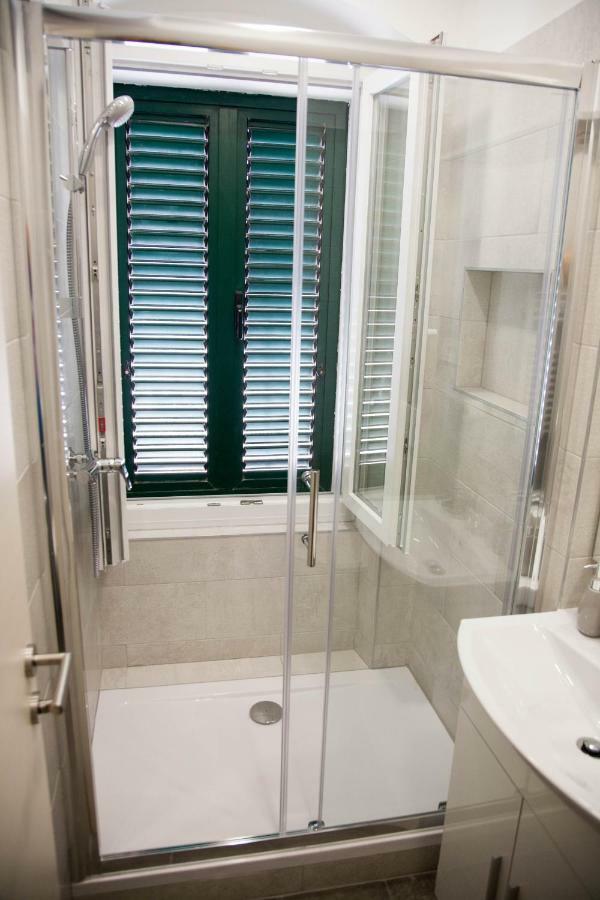 ספליט Soukki Town Centre Suites 1 מראה חיצוני תמונה