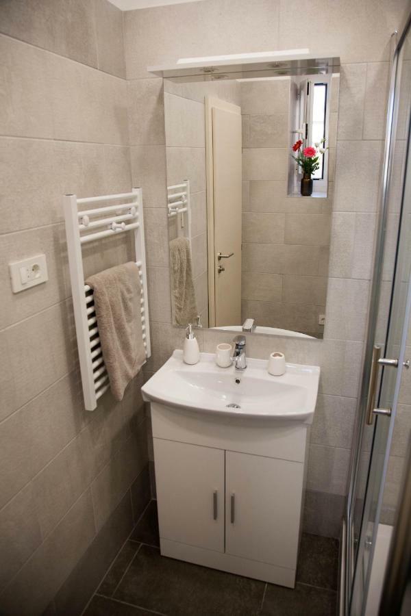 ספליט Soukki Town Centre Suites 1 מראה חיצוני תמונה