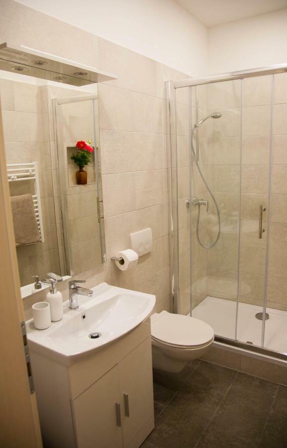ספליט Soukki Town Centre Suites 1 מראה חיצוני תמונה