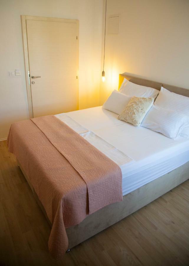 ספליט Soukki Town Centre Suites 1 מראה חיצוני תמונה