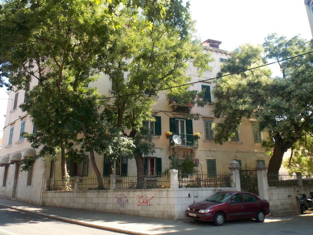 ספליט Soukki Town Centre Suites 1 מראה חיצוני תמונה